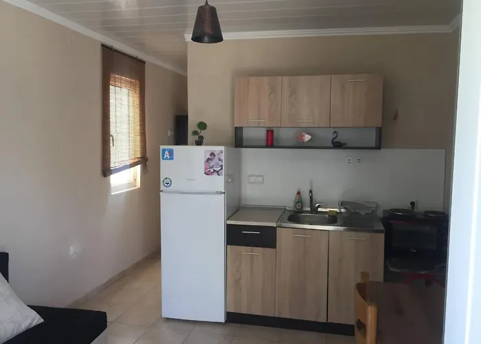 Holiday home And Sea 1 Nea Karvali