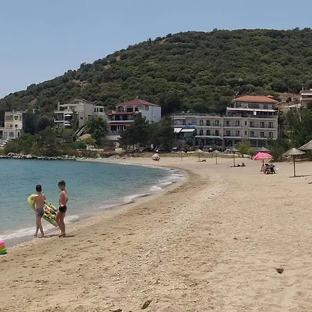 بيت للعطل And Sea 1 *